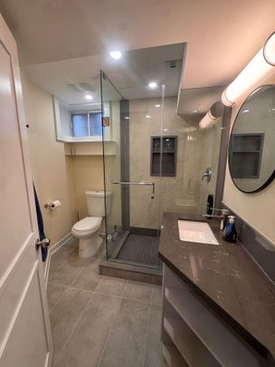 For Lease - 5 Barlow Road, Toronto, Ontario - Photo 1