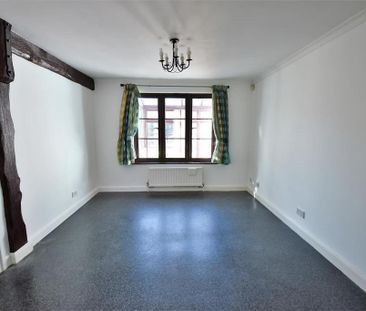 5 bedroom detached house to rent - Photo 2