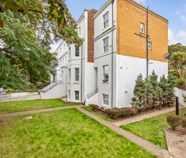 81 Hervey Road, Blackheath, SE3, London - Photo 1