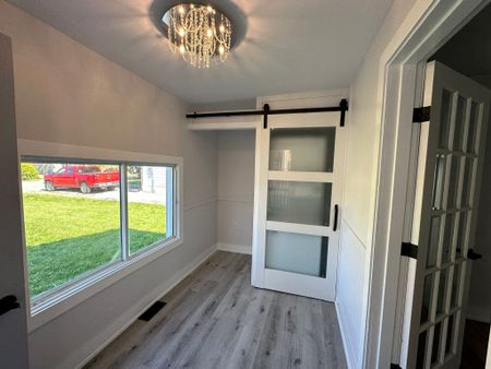 For Lease - 281 Kenwood Avenue, Georgina, Ontario - Photo 4