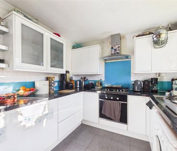 2 bedroom semi-detached house to rent - Photo 1