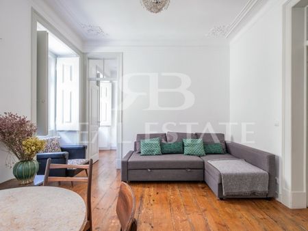 Apartamento T2+1 em Lisboa - Photo 2