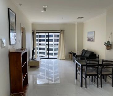 Fully Furnished 2-Bedroom Apartment in Prime CBD Location - Photo 1