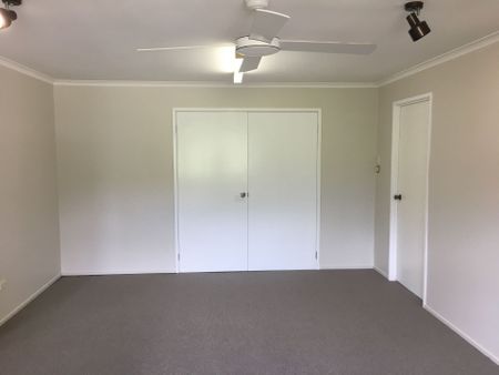 Camp Mountain, QLD 4520 - Photo 2