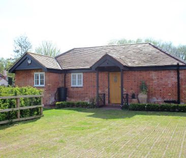 2 bedroom detached bungalow to rent - Photo 4