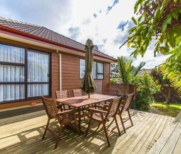 Awesome 3 Bedroom House in Mt Roskill - Photo 3