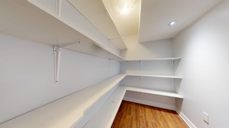 For Lease - 55 Hyacinth Crescent, Toronto, Ontario - Photo 2