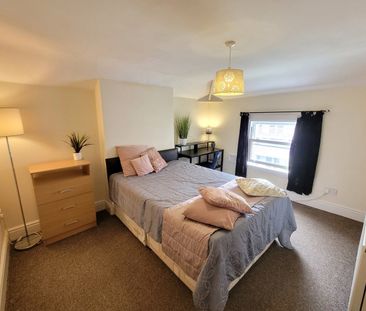 7 Bed End Terrace, Hanover Square, S3 - Photo 6