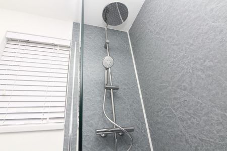 1 bedroom semi-detached bungalow to rent - Photo 3