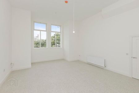 Apartment 3 35 College Green, College Avenue, Bangor, BT20 5FA - Photo 2