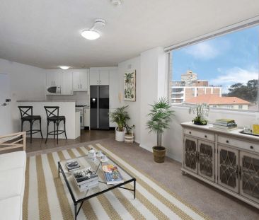 Sunny Apartment with Harbour Views - Photo 2