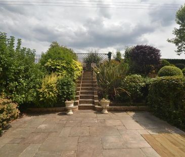 4 bedroom semi-detached house to rent - Photo 5