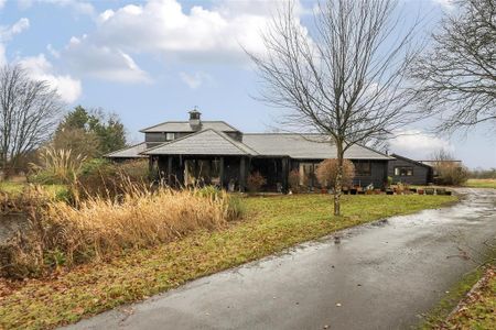 5 bedroom chalet to rent - Photo 5