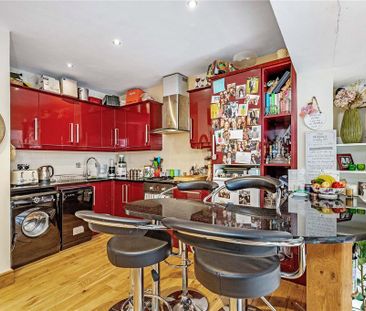 2 bedroom flat to rent - Photo 3