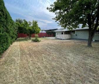 Charming 2 bed/1 Bath Rancher for Rent - Photo 4