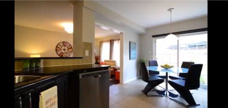 For Lease - 154 VANHORNE Close, Brampton, Ontario - Photo 3