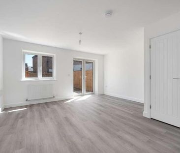 Charles Dyer Close, Melton Mowbray, LE13 - Photo 1