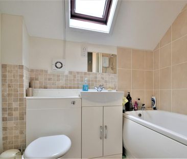 House share to rent on - Photo 6