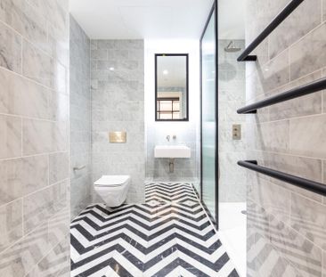 Studio Flat, Wardian, E14 - Photo 1