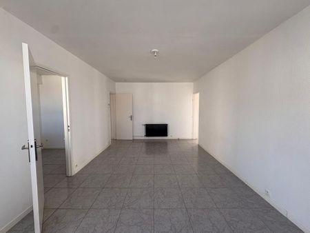 Location Appartement 3 pièces 59m² CAUDEBEC LES ELBEUF 76320 - Photo 5