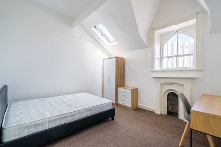 Flat 5, 16 Clarendon Road, LS2 9NN, Leeds - Photo 5