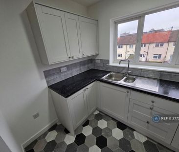 2 bedroom maisonette to rent - Photo 5