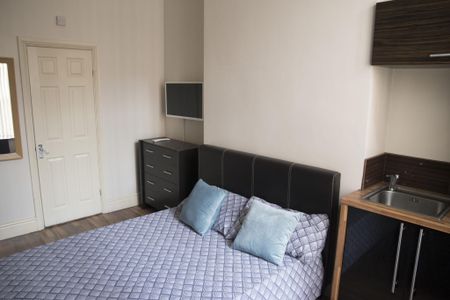 Saxby Street Studio - Photo 2