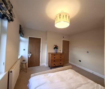 Grove Farm, Portway, Hereford - Photo 5