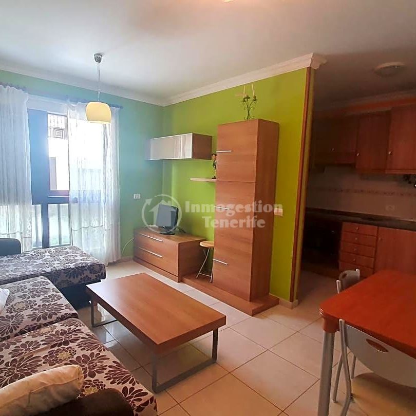 Se alquila en Alcalá apartamento 1 dormitorio - Photo 1