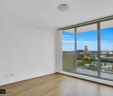 MGM MARTIN - THREE BEDROOM APARTMENT - Photo 4