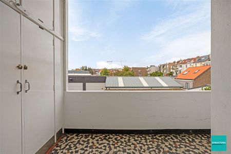 Structura biedt u dit schitterende, lichtrijke appartement aan te Jette. - Foto 3