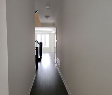 For Lease - 127 Broadacre Drive, Kitchener, Ontario - Photo 5