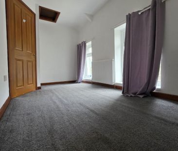2 bedroom House To Let Total Size: 786 SQ FT - Photo 6
