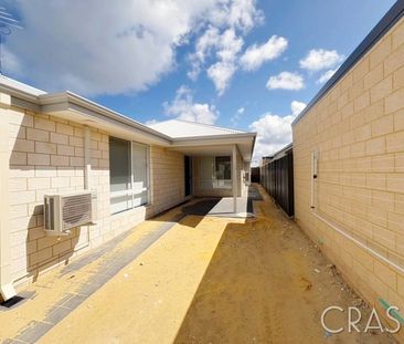 Brand NEW 4x2 House in Eglinton with Alfresco! - Photo 1