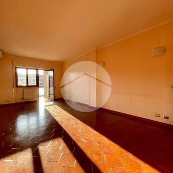 Bilocale in affitto - Photo 1