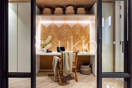 Barcelona Capital, Catalonia 08013 - Photo 5