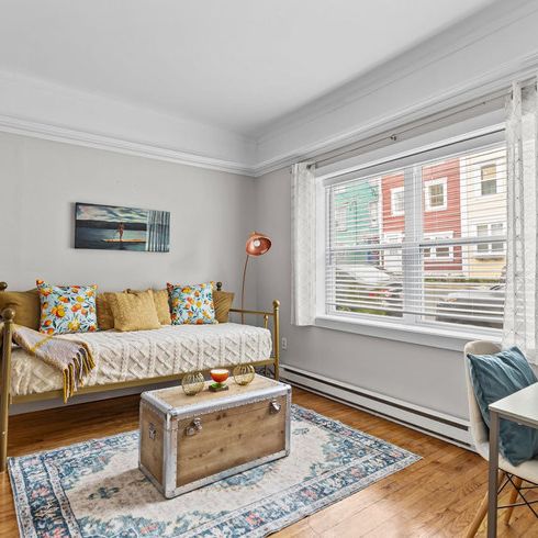 Bond Street - Photo 1