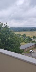 Sanierte Zweiraumwohnung mit Balkon und Einbauküche - Photo 4