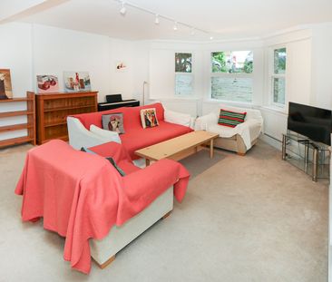 2 Bed Flat, Lonsdale Road, SW13 - Photo 3