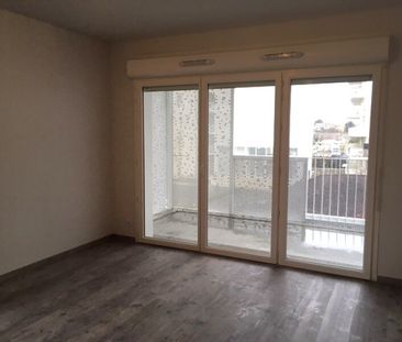 Location Appartement 3 pièces 63m² CENON 33150 - Photo 1