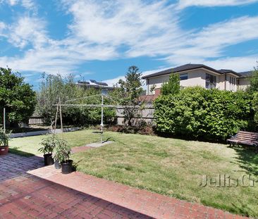 8 Millan Court, Glen Waverley - Photo 5
