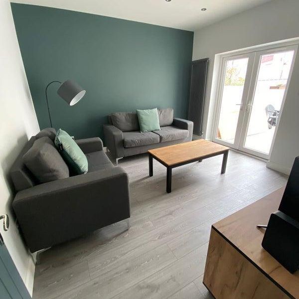 1 bedroom in a house share to rent - Photo 1