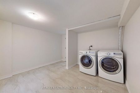 For Lease - 14 Child Drive Unit# BSMT, Aurora, Ontario - Photo 5