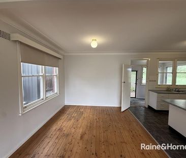 Location is key - Photo 4