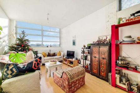 2 Bedroom Apartment, Gervase Street, London - Photo 2