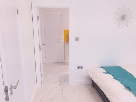 Studio Flat, Chaucer Avenue, TW9 - Photo 5