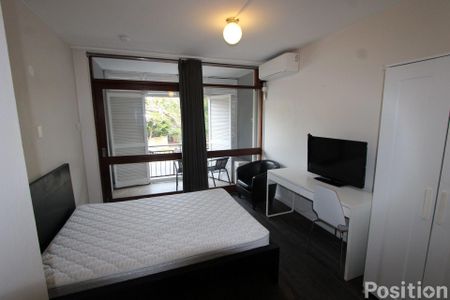 FURNISHED STUDIO IN THE HEART OF TOOWONG - Photo 5