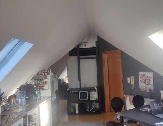 Dachgeschosswohnung zu vermieten - 65 qm in Hollage - Photo 1