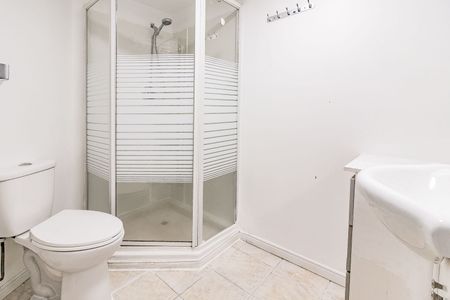 For Lease - 52 Baylawn Drive, Toronto, Ontario - Photo 2