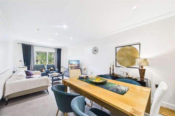 London Road, Binfield, Bracknell, Berkshire, RG42 - Photo 1